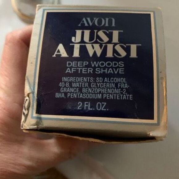 Avon Just A Twist Deep Woods After Shave 2 Oz Glass Empty Decanter With Box - Picture 5 of 10